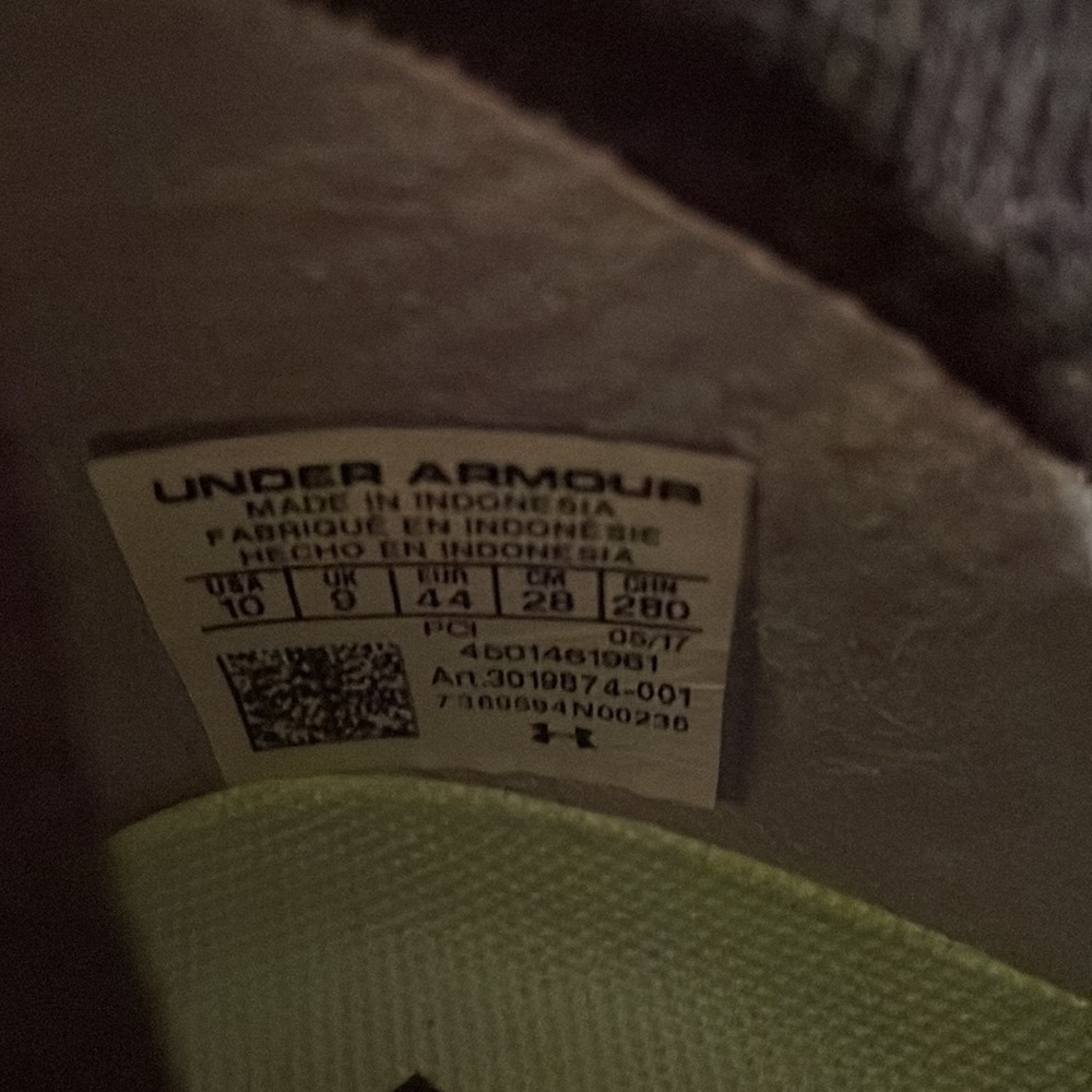 Under Armour men’s shoes - Picture 5 of 5